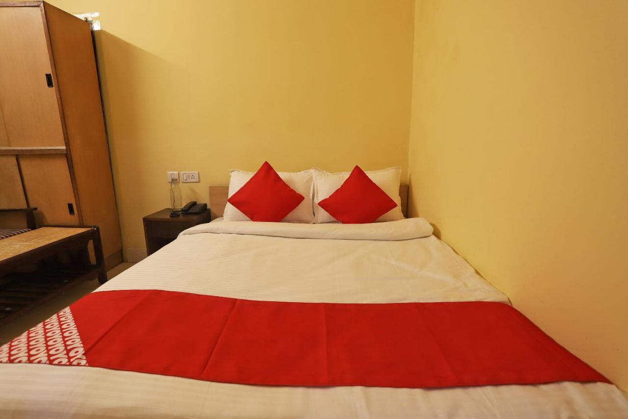 Oyo Flagship 76697 Hotel Park Awadh Lakhnau Kültér fotó