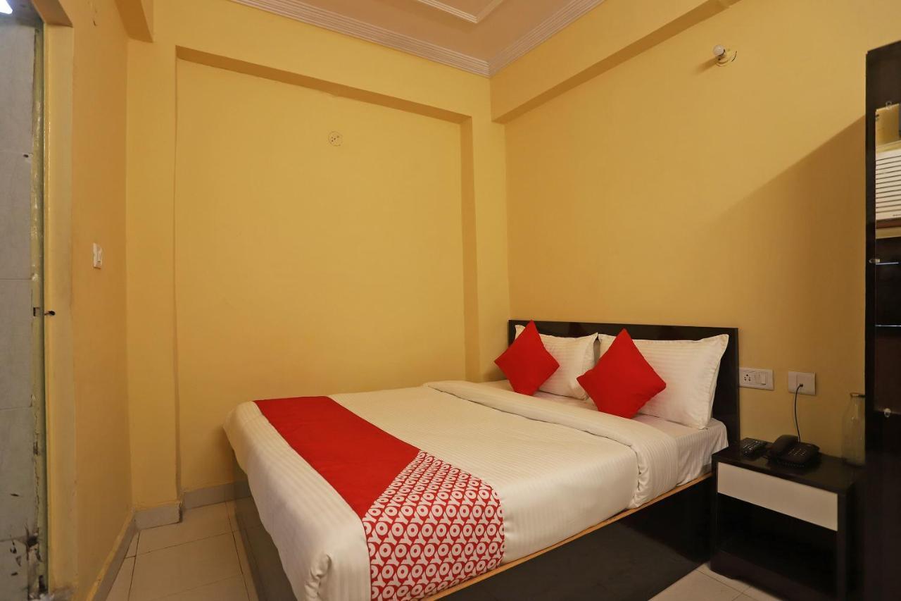 Oyo Flagship 76697 Hotel Park Awadh Lakhnau Kültér fotó