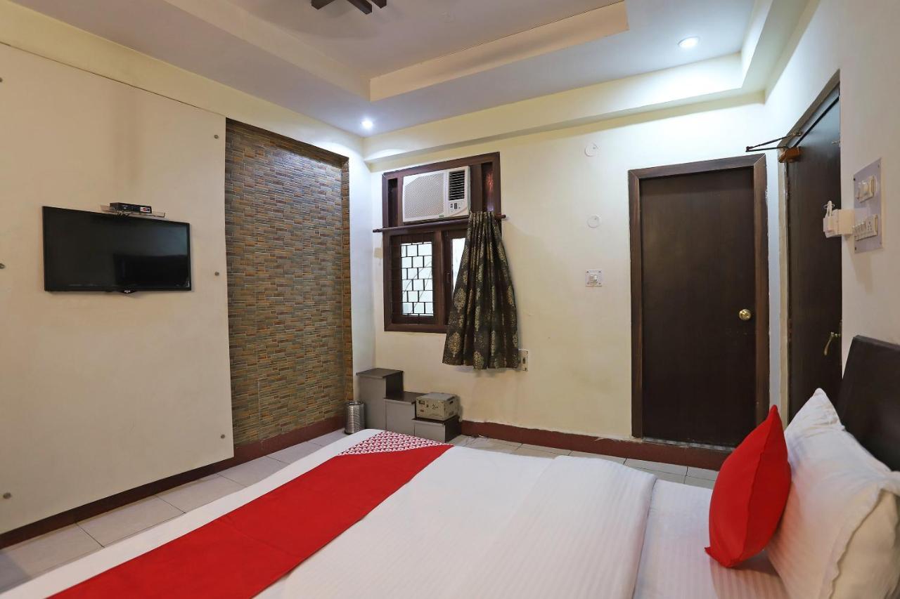 Oyo Flagship 76697 Hotel Park Awadh Lakhnau Kültér fotó