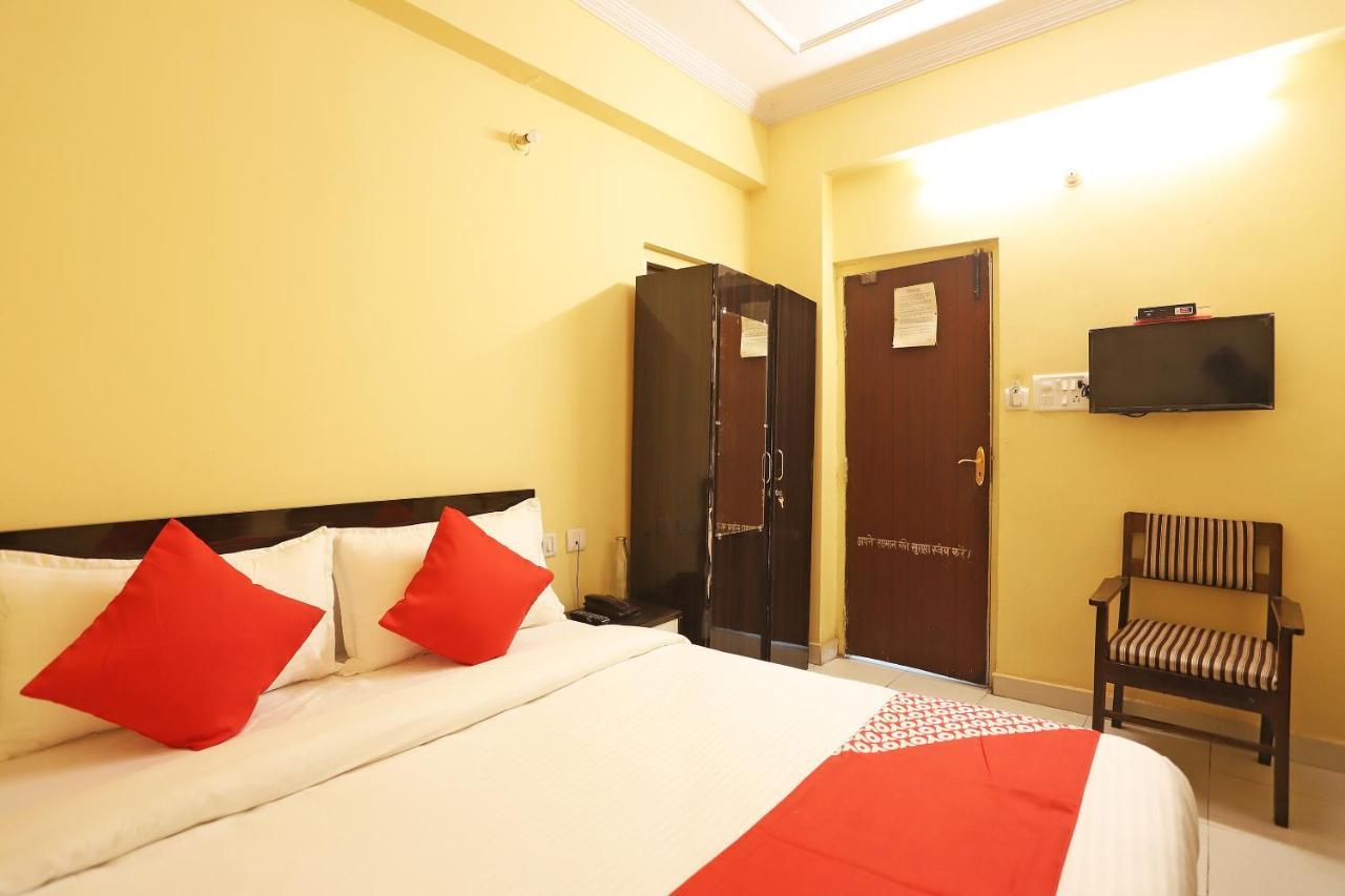 Oyo Flagship 76697 Hotel Park Awadh Lakhnau Kültér fotó