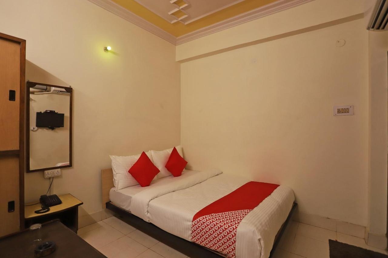 Oyo Flagship 76697 Hotel Park Awadh Lakhnau Kültér fotó