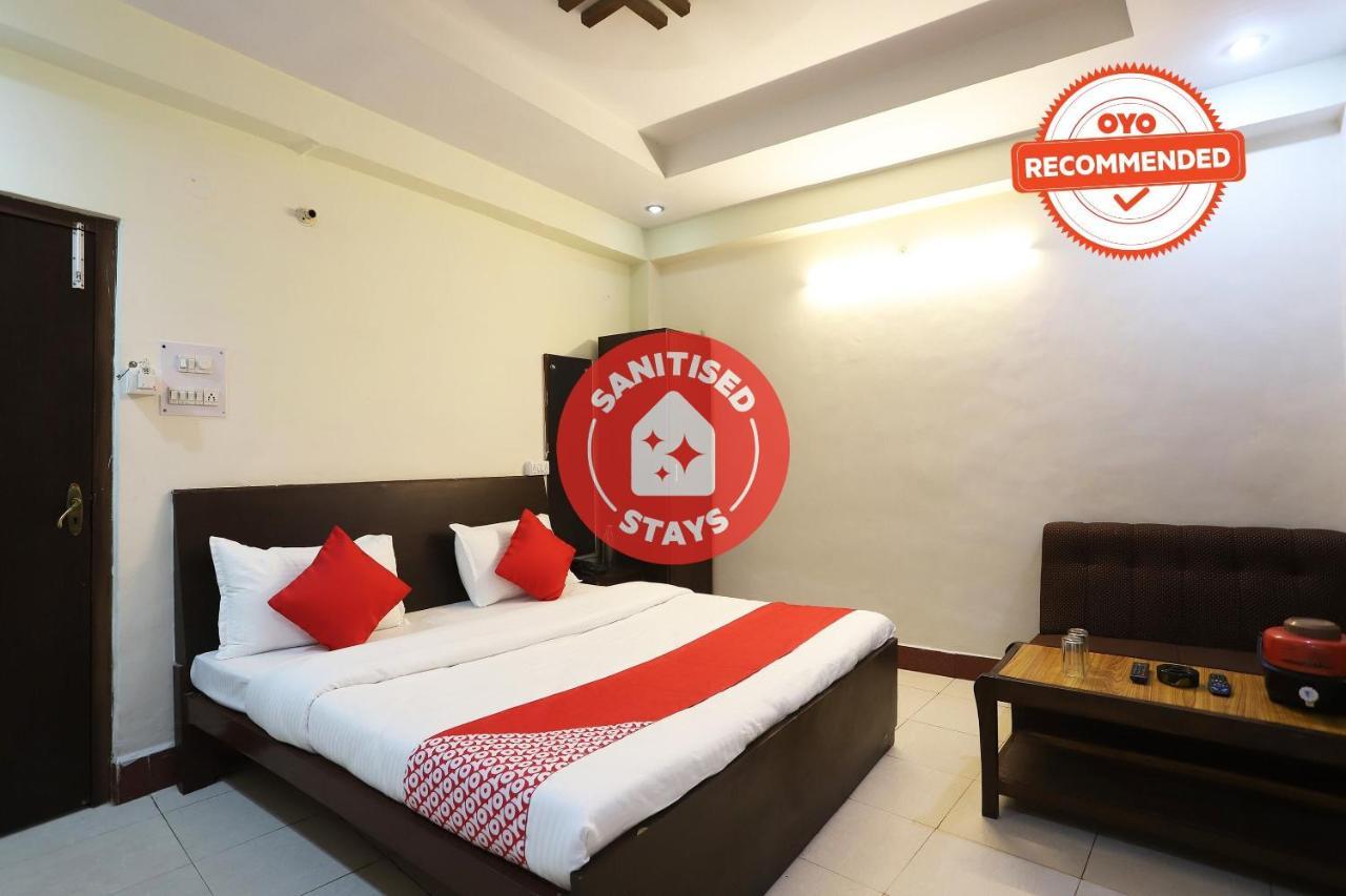Oyo Flagship 76697 Hotel Park Awadh Lakhnau Kültér fotó