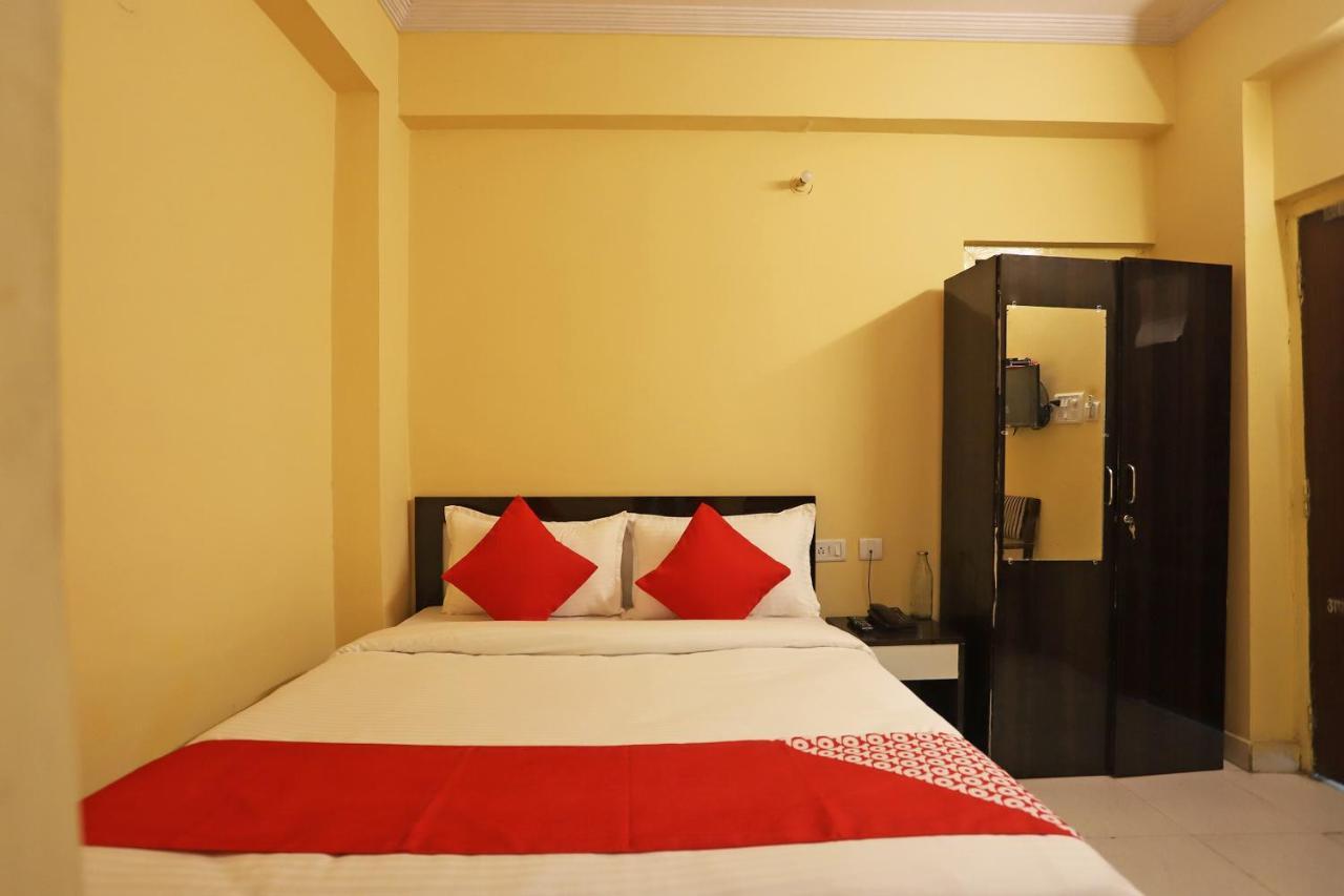 Oyo Flagship 76697 Hotel Park Awadh Lakhnau Kültér fotó