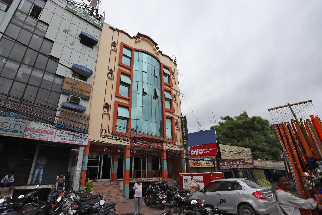 Oyo Flagship 76697 Hotel Park Awadh Lakhnau Kültér fotó